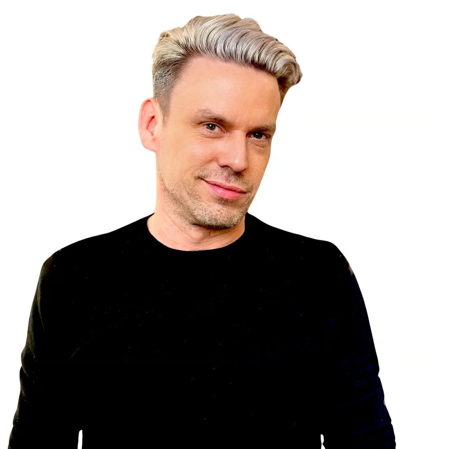 Erik – Inhaber und Friseur mit Fokus auf Cutting & Styling